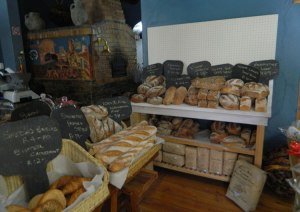 rambling-rose2-15Apr13-030203