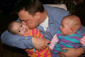 1929888_49288395528_3830_n