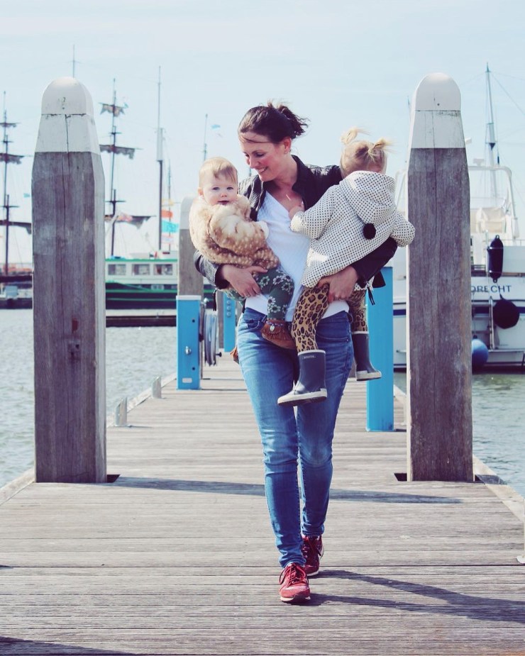 C57962B3-4B73-47A8-BCE4-771C7AB2580C