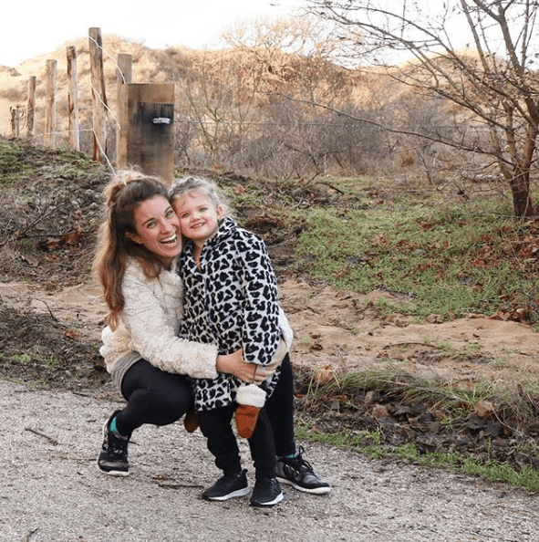 Annette & Pippa in het bos - MOMspiration