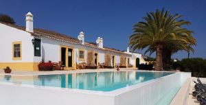 Eliza was here Fazenda Grande Portugal MOMspiration