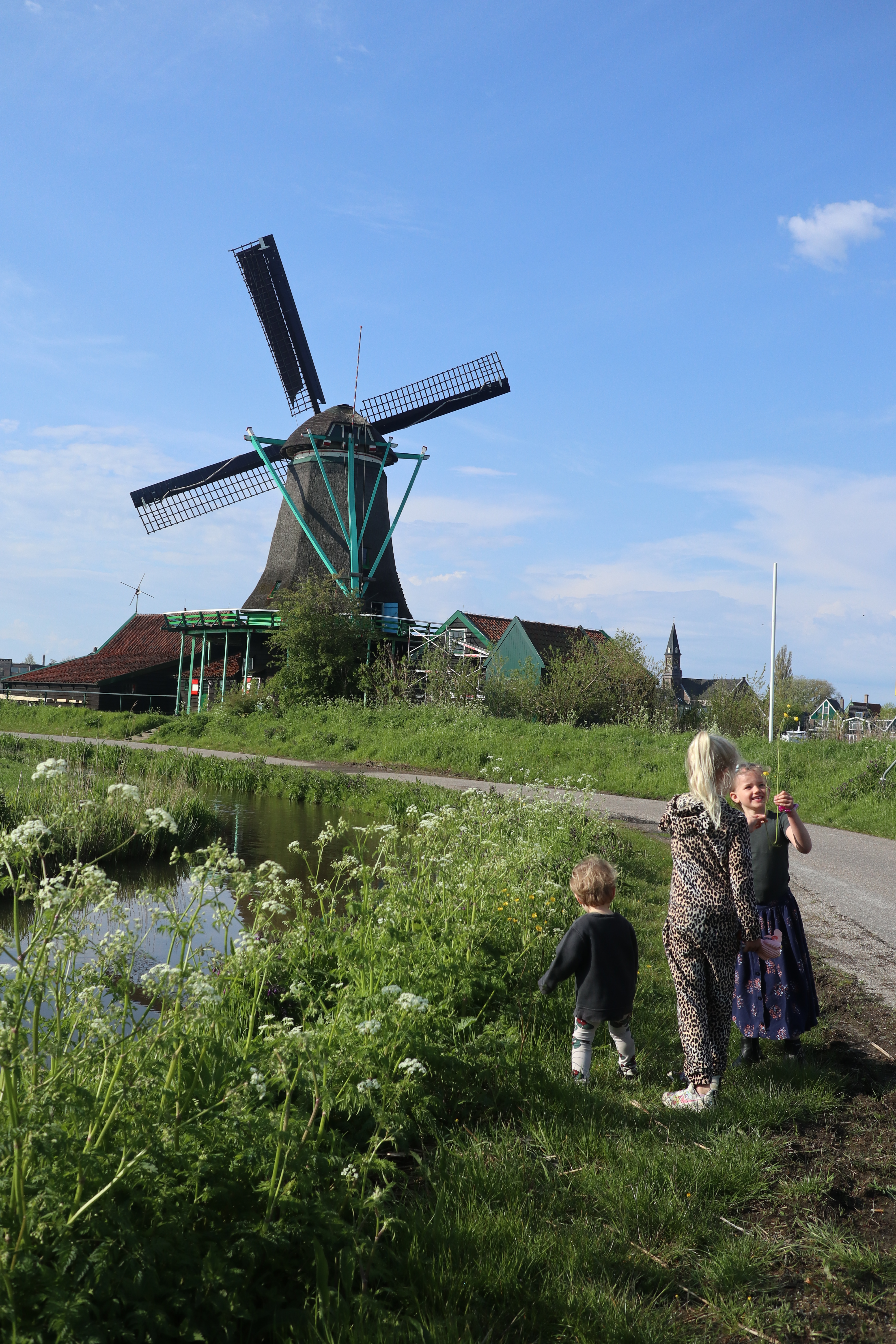 The Flying Dutch Family - Zaanse Schans