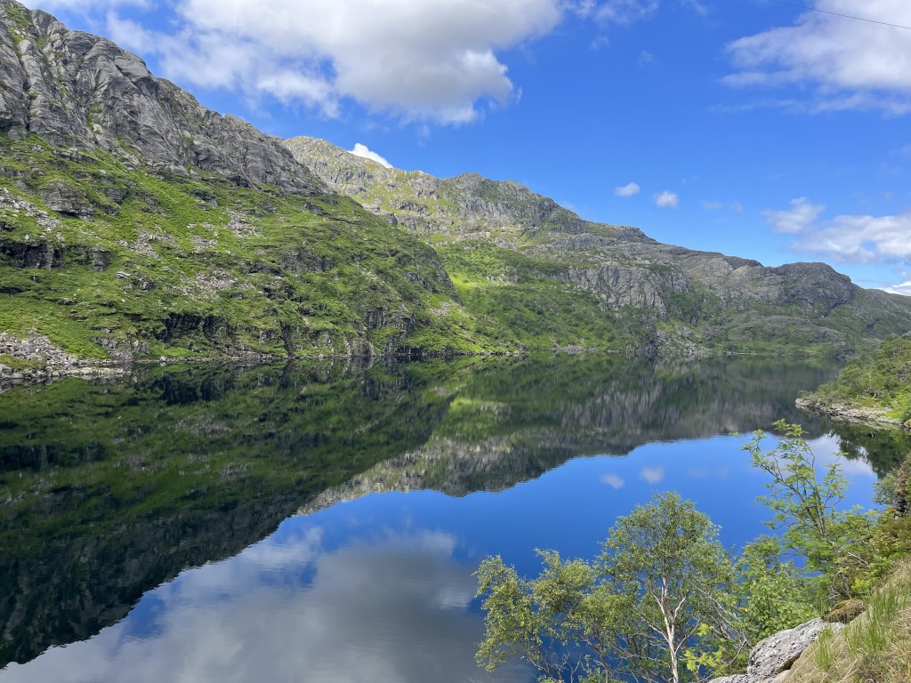 The Flying Dutch Family DNT traveling Norway